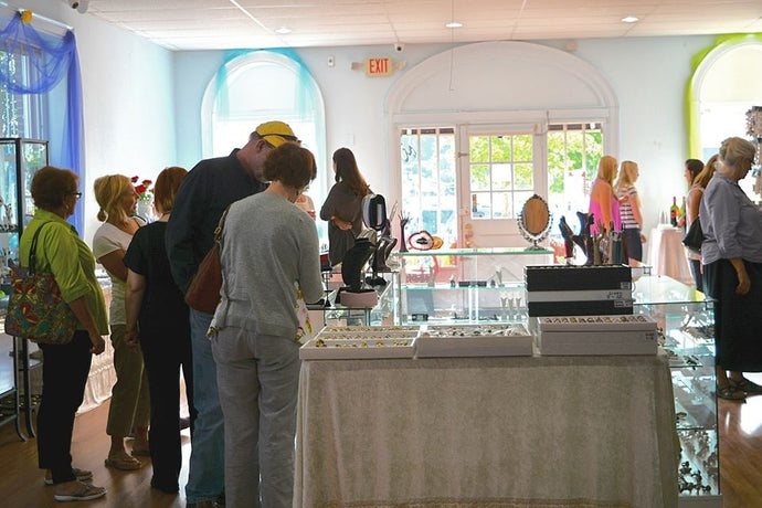 Avance Shopping Party at Swarthmore, PA